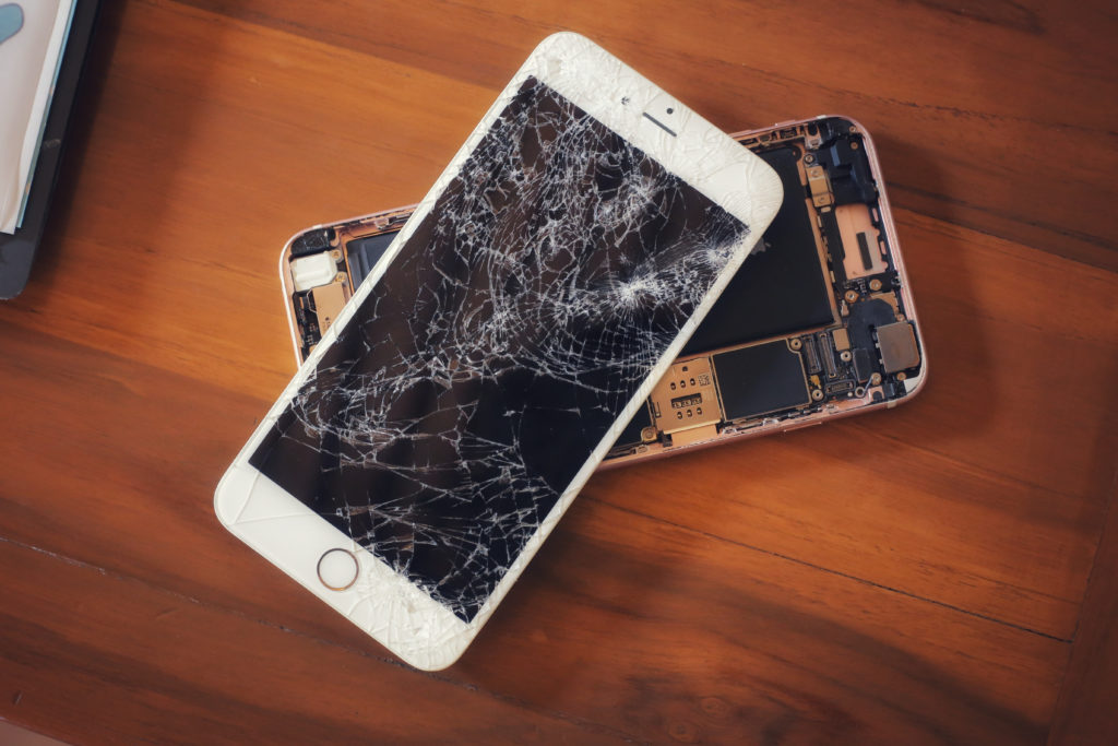 iPhone screen repair