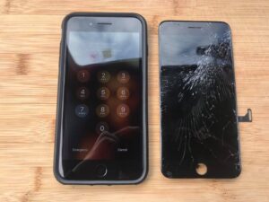 iPhone 8+ screen repair